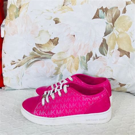 Michael Kors Ivy Dee Fuschia Sneaker 